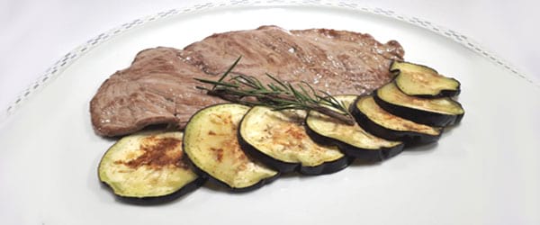 Vedella amb albergínia Foto del plat